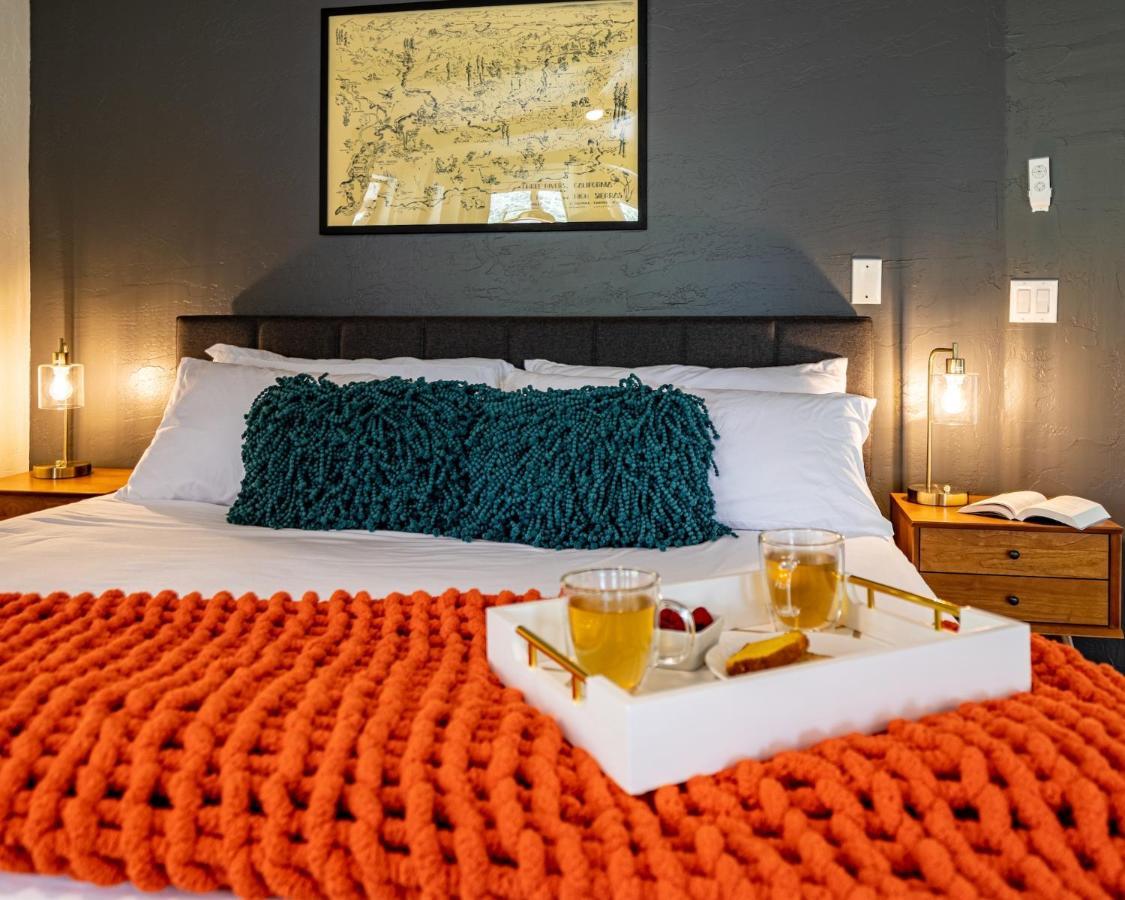 Secluded Mtn Top Family Haven W/Views Spa & Arcade Three Rivers Luaran gambar