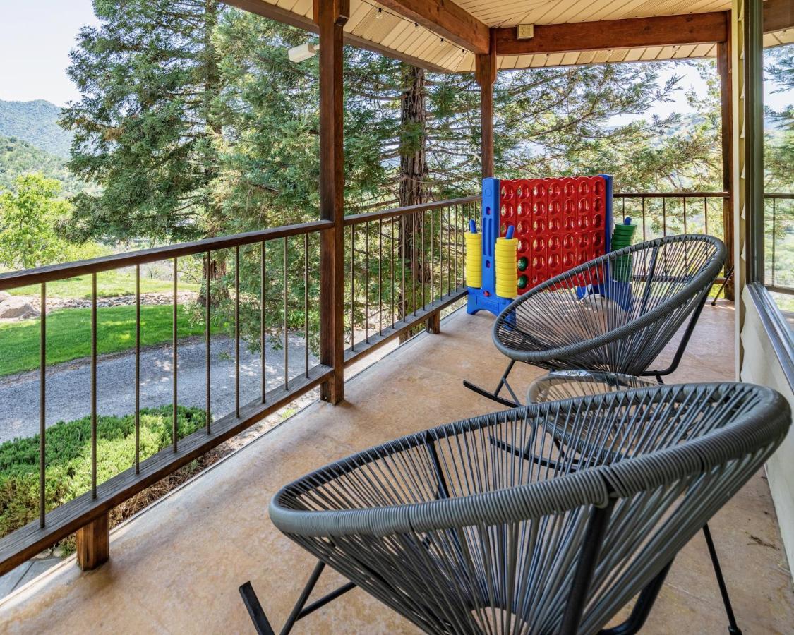 Secluded Mtn Top Family Haven W/Views Spa & Arcade Three Rivers Luaran gambar