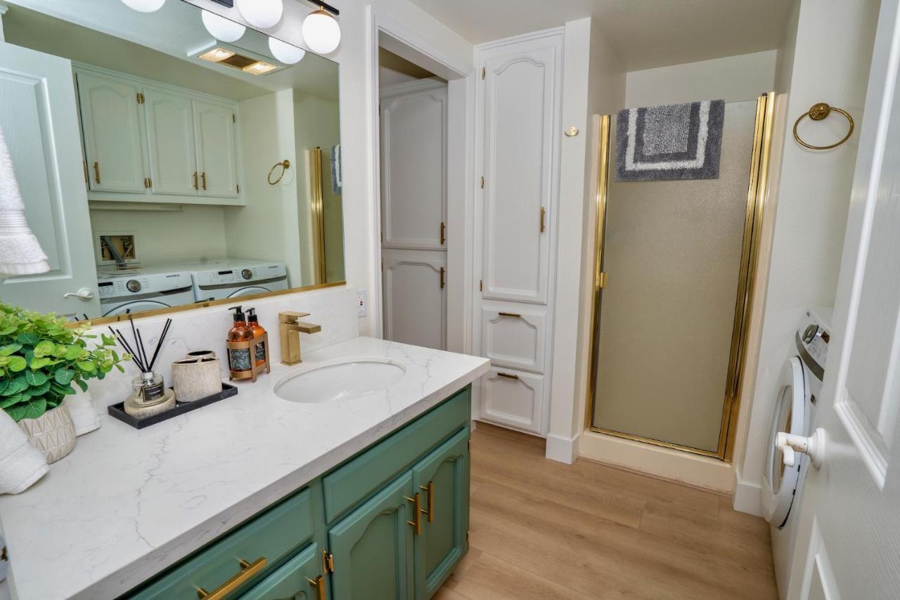Secluded Mtn Top Family Haven W/Views Spa & Arcade Three Rivers Luaran gambar